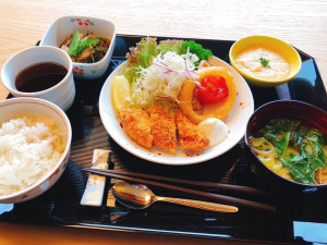 恵信カナン甲府　昼食試食